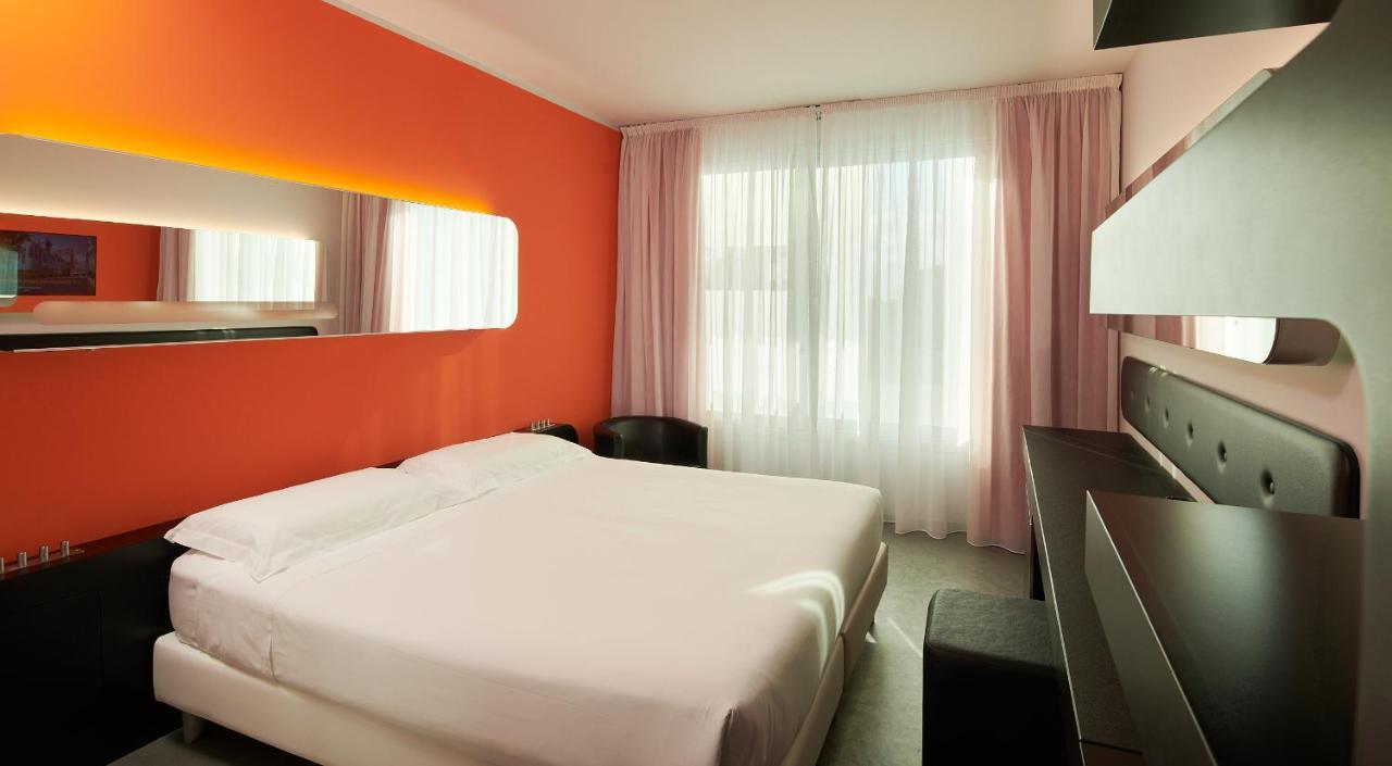 San Ranieri Hotel Pisa Bagian luar foto